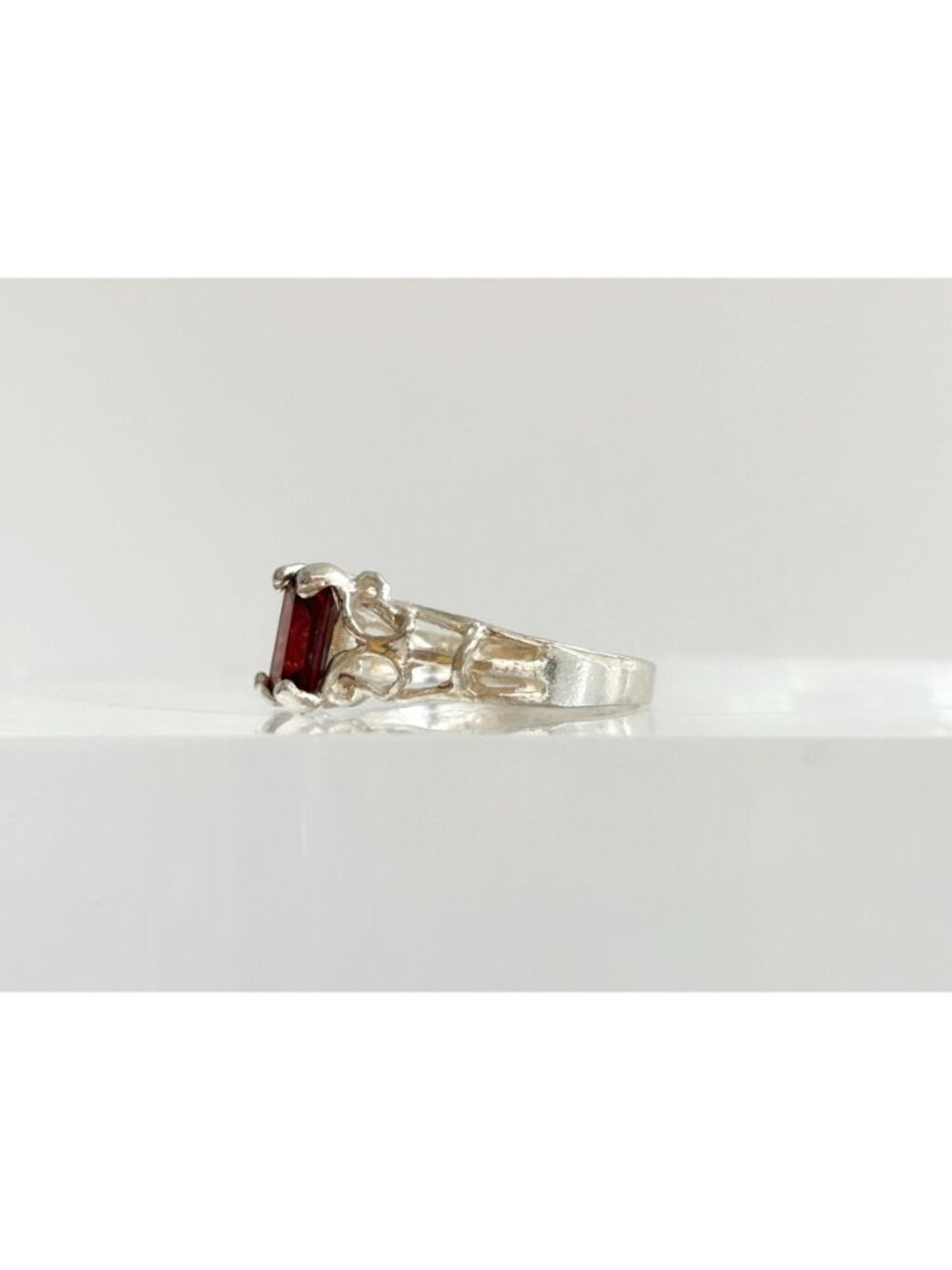 Garnet Emerald Cut Gemstone Sterling Silver 925 Elegant Vintage Ring - Picture 7 of 13
